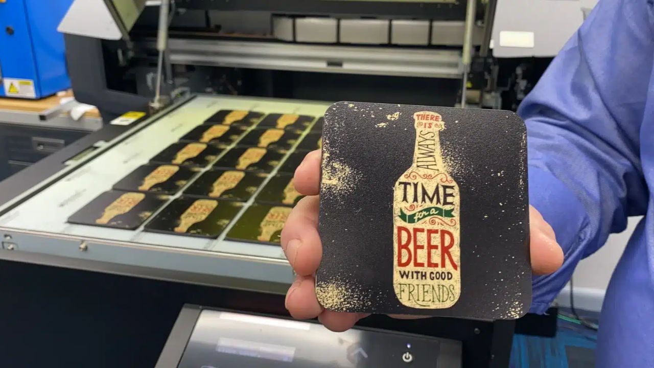 What to Consider When Buying a UV Flatbed Printer